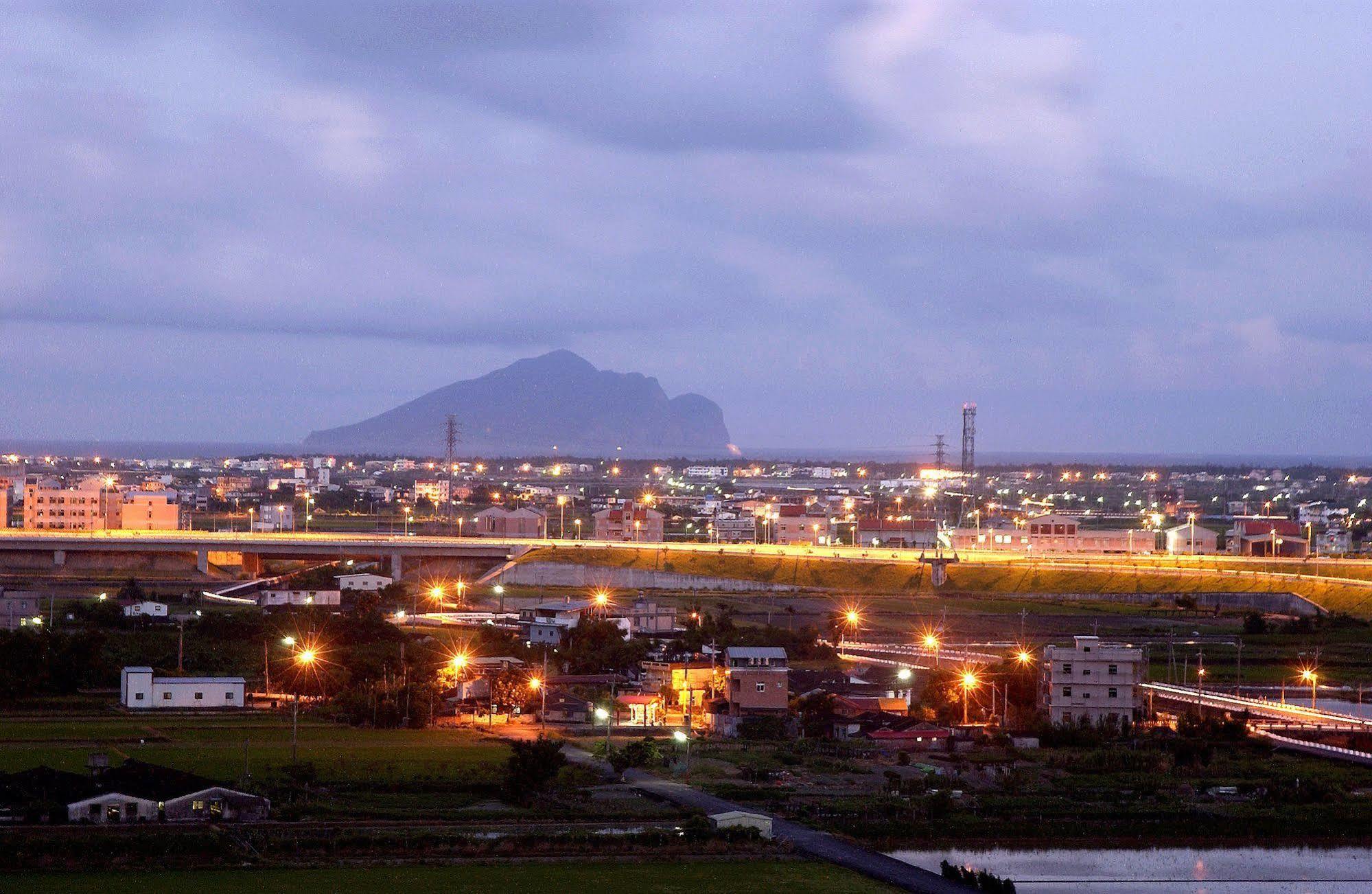 Sun Spring Resort Yilan Exterior photo