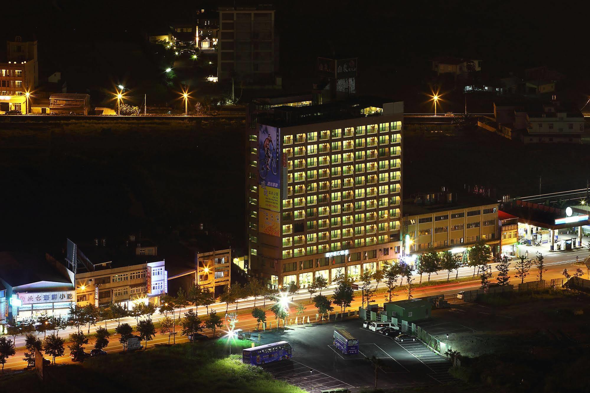 Sun Spring Resort Yilan Exterior photo