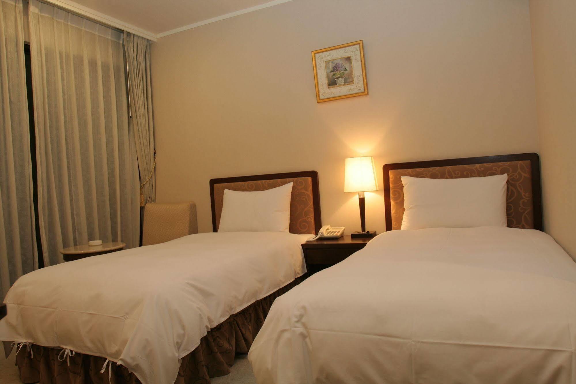 Sun Spring Resort Yilan Exterior photo